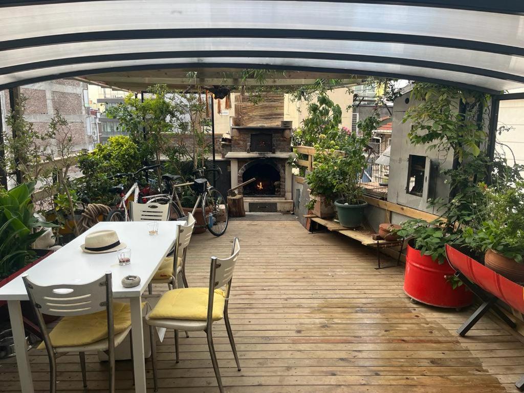 Central Apartment Kadikoy Terrace Bbq Close 2 Block Ferry Bull Metro Nighlife 伊斯坦布尔 外观 照片
