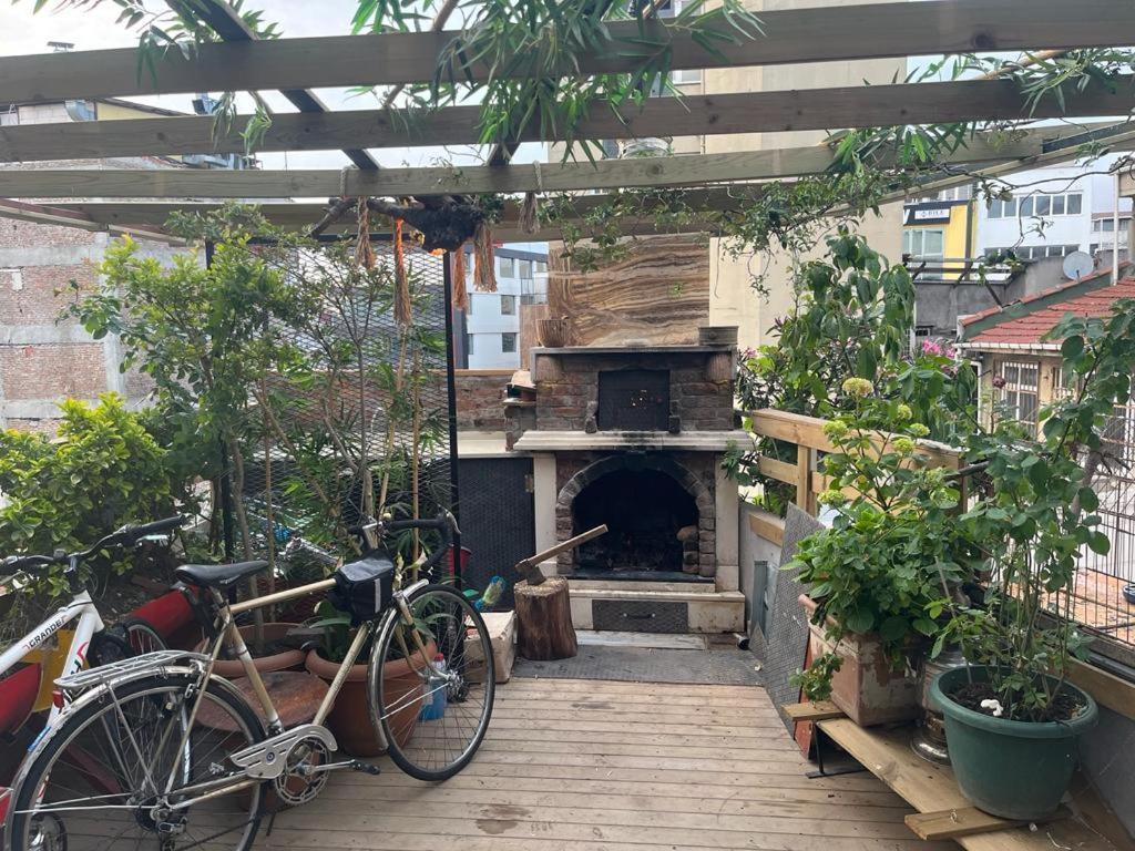 Central Apartment Kadikoy Terrace Bbq Close 2 Block Ferry Bull Metro Nighlife 伊斯坦布尔 外观 照片