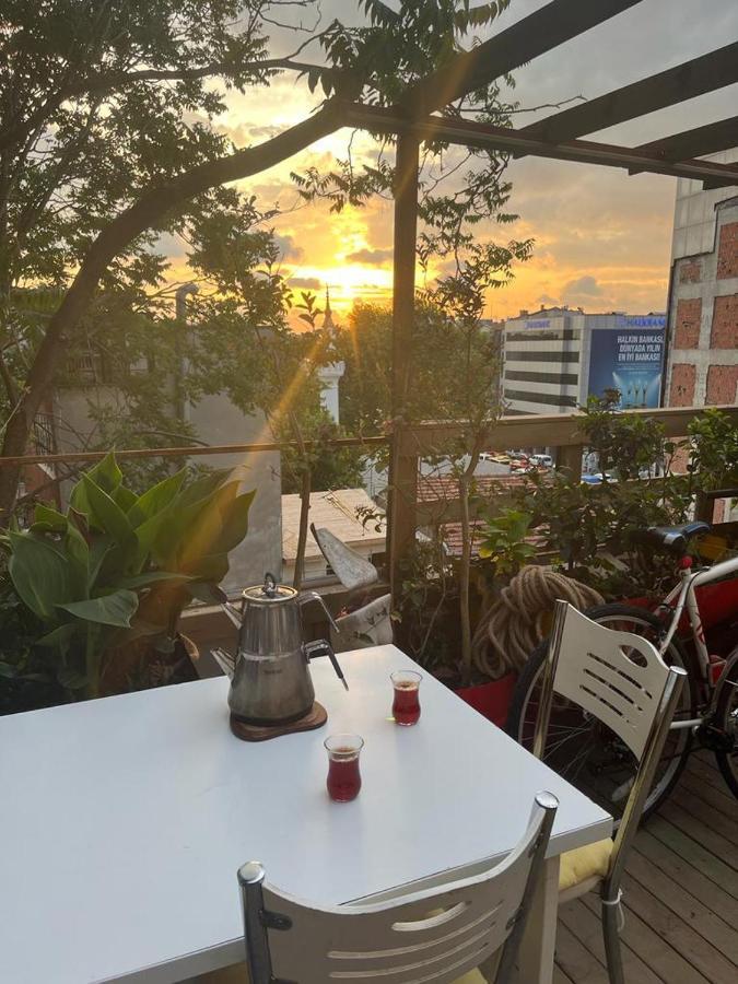 Central Apartment Kadikoy Terrace Bbq Close 2 Block Ferry Bull Metro Nighlife 伊斯坦布尔 外观 照片