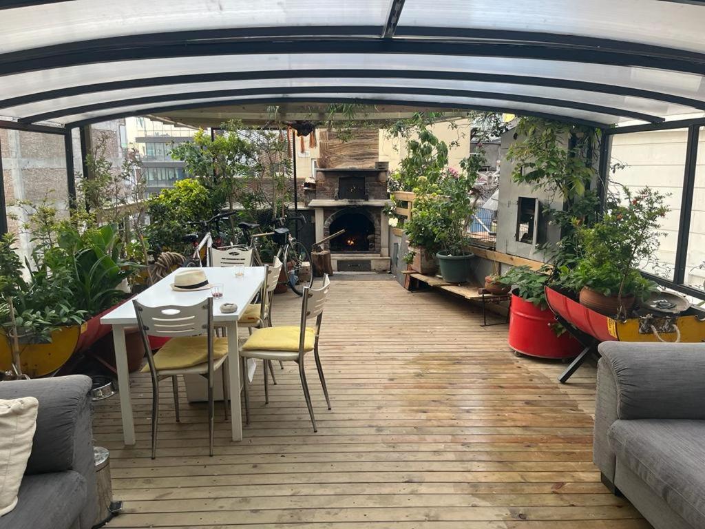 Central Apartment Kadikoy Terrace Bbq Close 2 Block Ferry Bull Metro Nighlife 伊斯坦布尔 外观 照片
